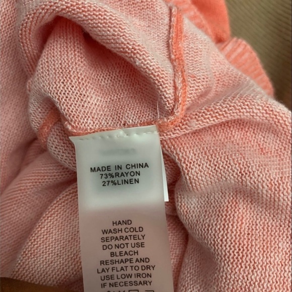 Two by Vince Camuto Women’s Peach Sweater - Picture 6 of 7
